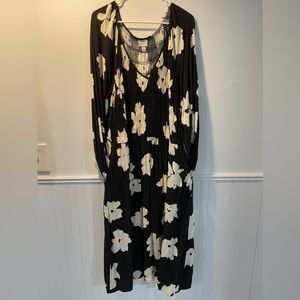 Ava & Viv black and cream floral dress